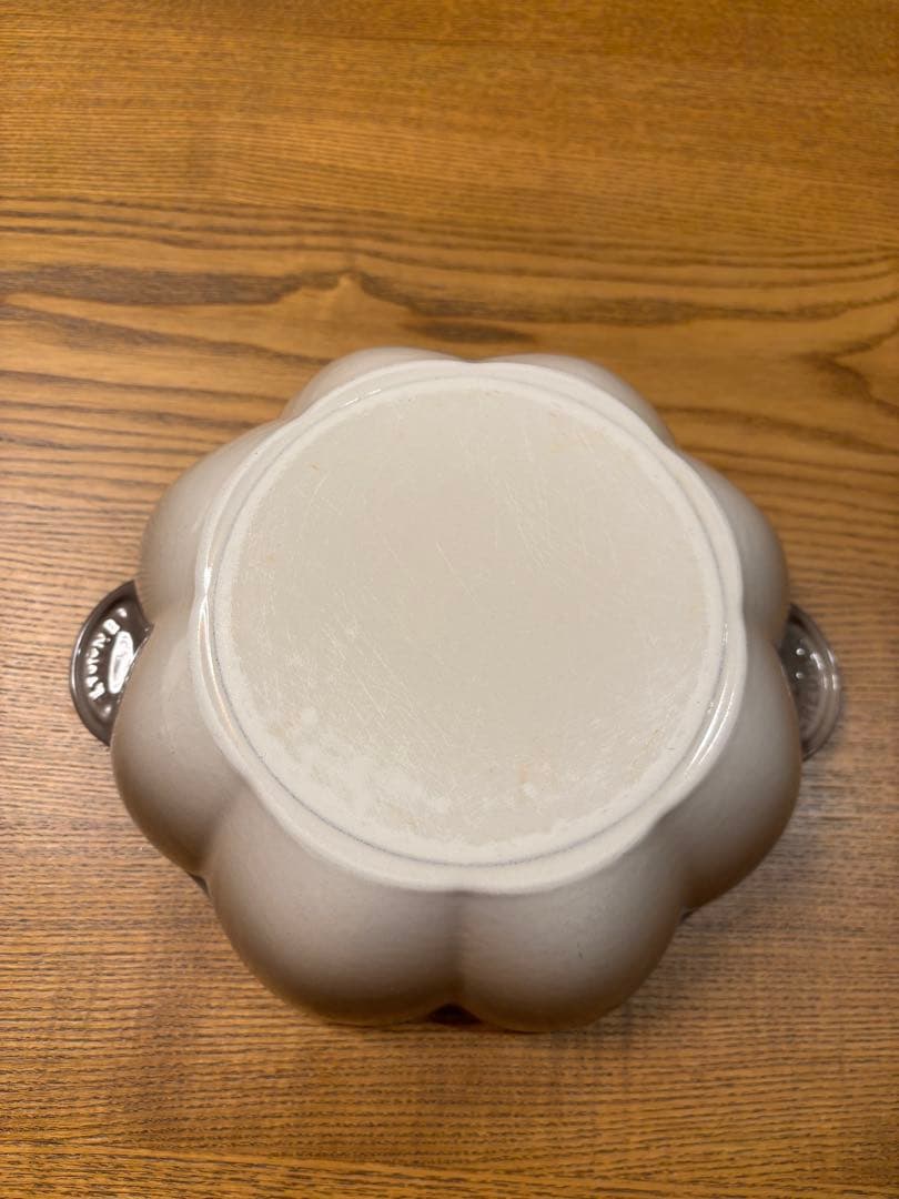 Le Creuset カボチャ型鍋 ナツメグ