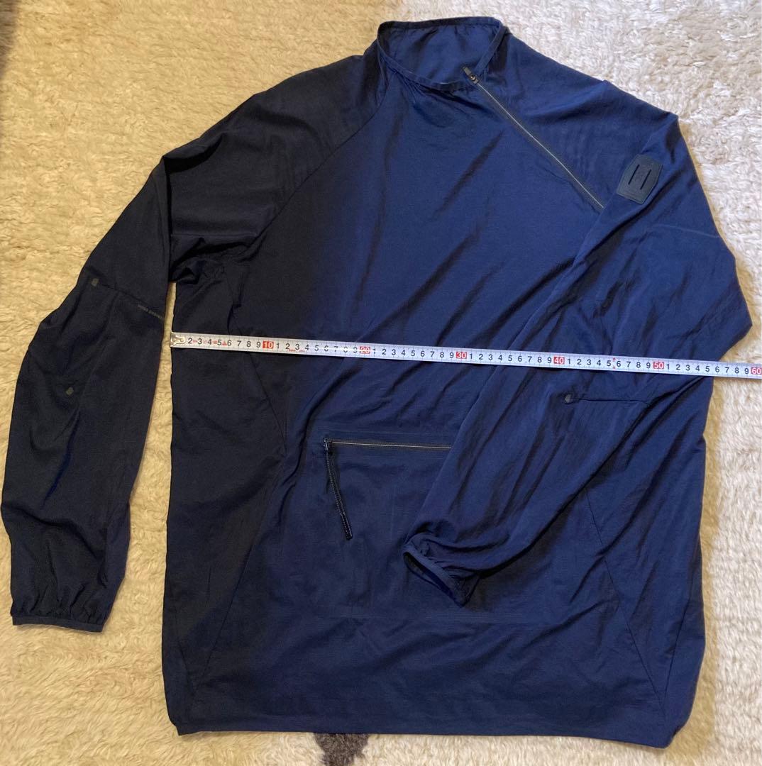 On アクティブジャケット　ネイビー Mサイズ [ランニングウェア ブレーカー]