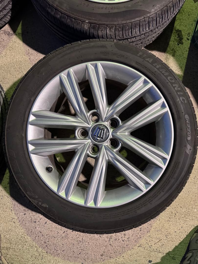 210系クラウン純正ホイール17インチ HARMONIC タイヤ・ホイールセット