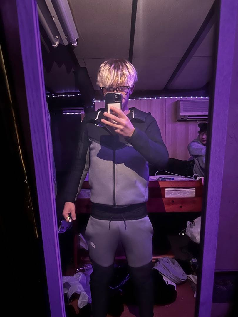 Nike テックフリース　セットアップ　海外限定