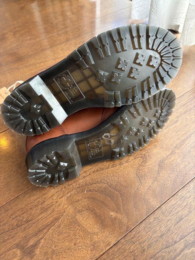 新品　ドクターマーチン　ハワイ購入　UK5 24センチほど　ブーツ　ファー