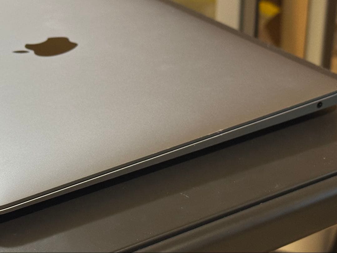 MacBook本体 MacBook Air 8GB 256GB