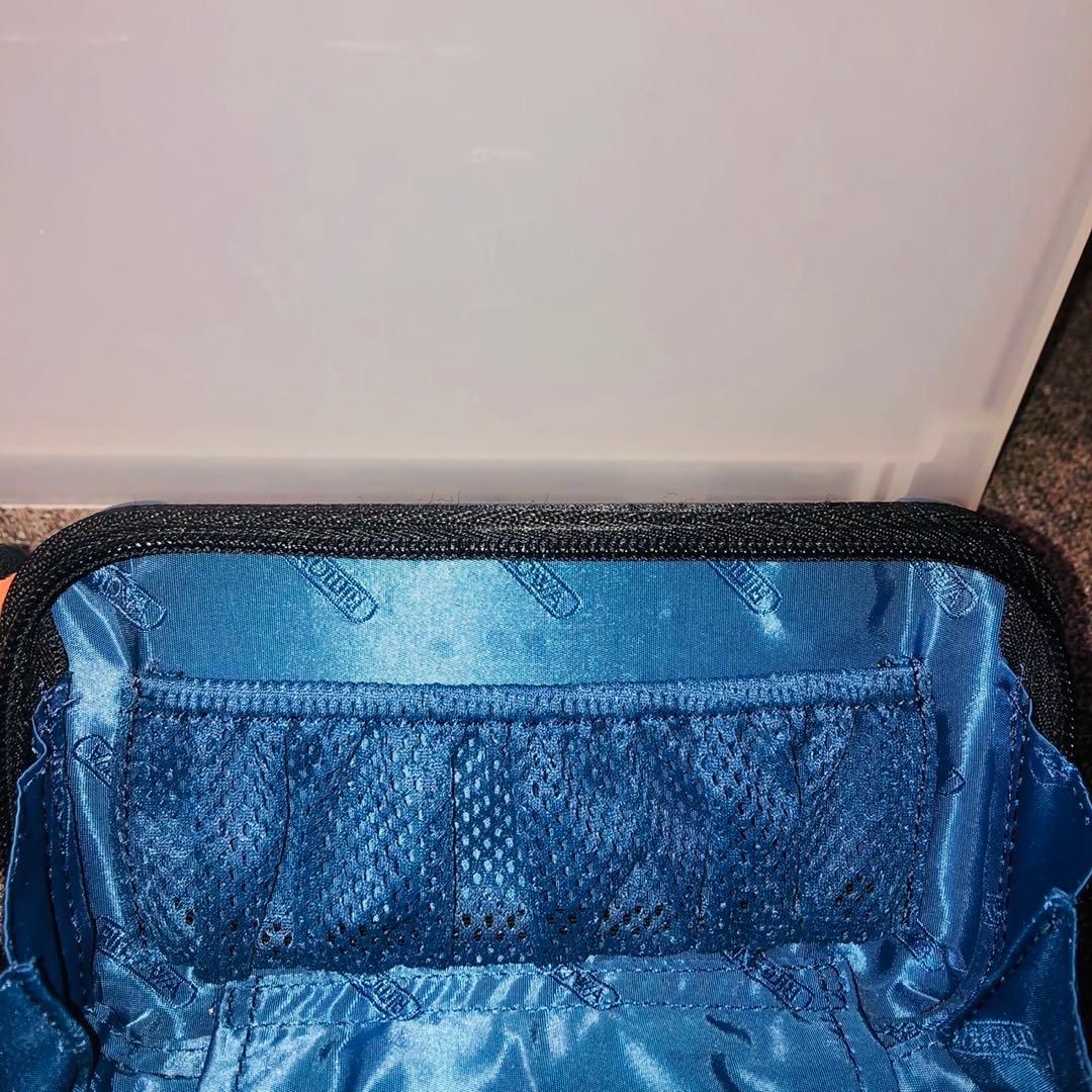 F2希少✨ANA RIMOWA コラボ ファーストクラスアメニティポーチ 非売品