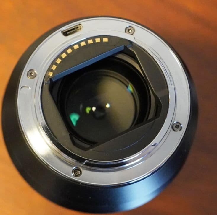 VILTROX 85mm F1.8 FEレンズ ソニーEマウント