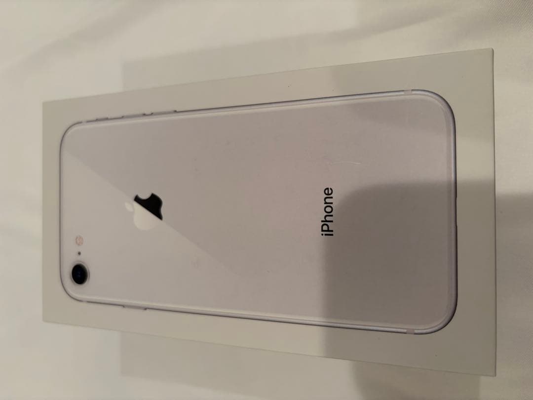 iPhone 8 256GB 本体 シルバー