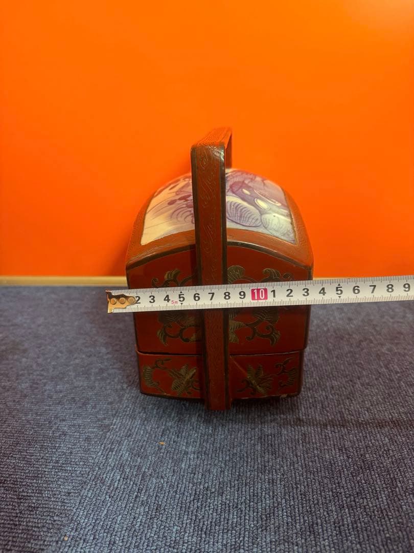 1818 中国骨董　新渡染付蓋付　木製　漆塗　提重　時代物