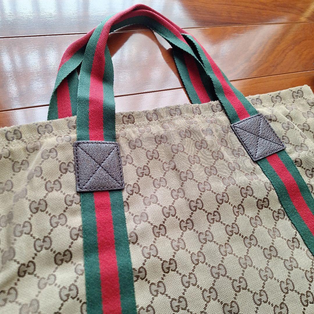 Gucci GGパターン トートバッグ 収納袋付き