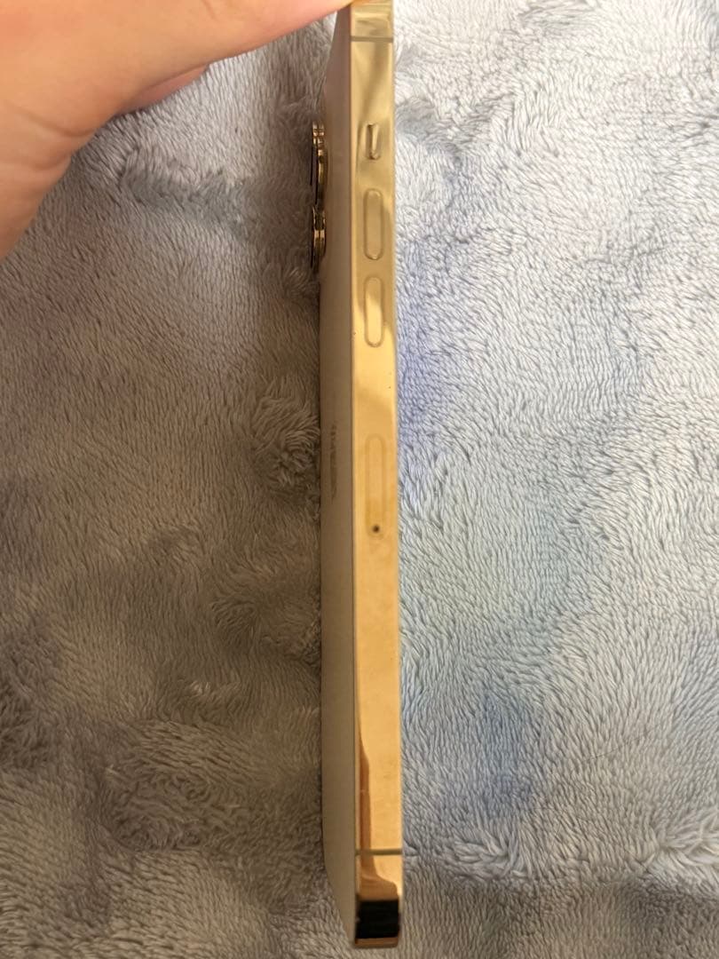 iPhone12proMax 容量128GB ゴールド