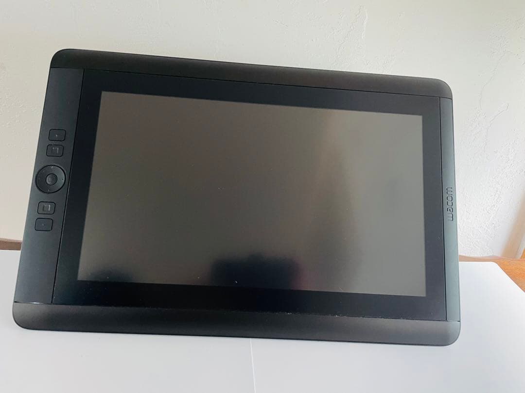 チ*ん様 Wacom Cintiq 13HD DTK-1300