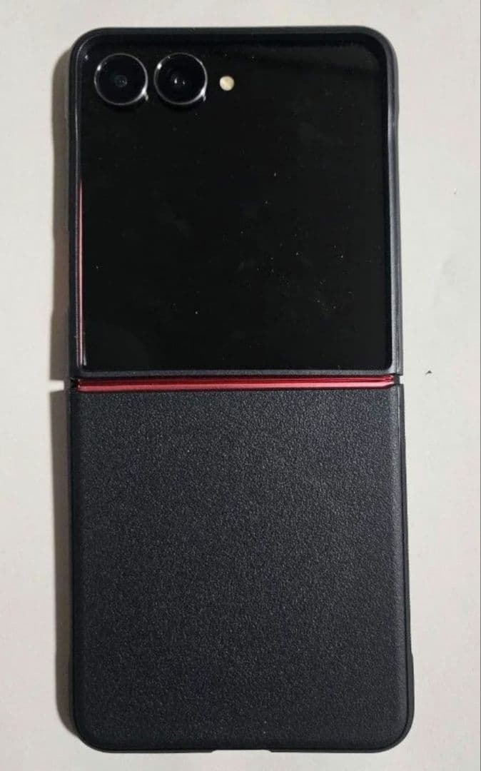 Galaxy Z Flip7 256GB SiMフリー 海外版 美品