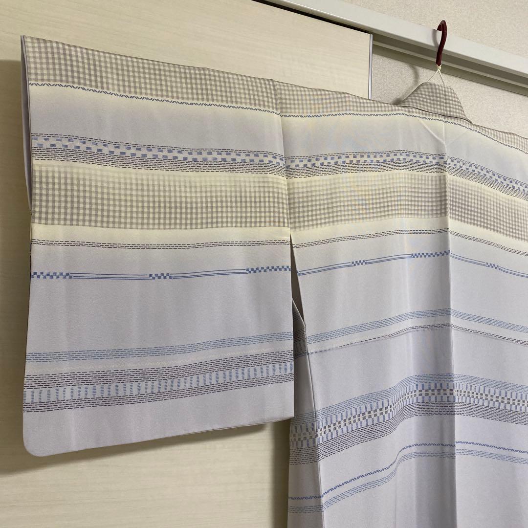 正絹　美品　袷　カジュアル　フォーマルどちらもOK 訪問着　染め柄　水色　紺