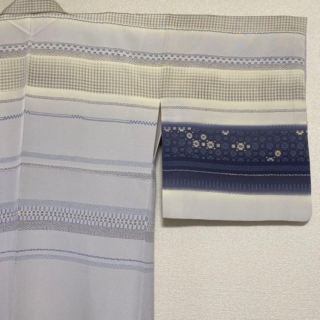 正絹　美品　袷　カジュアル　フォーマルどちらもOK 訪問着　染め柄　水色　紺