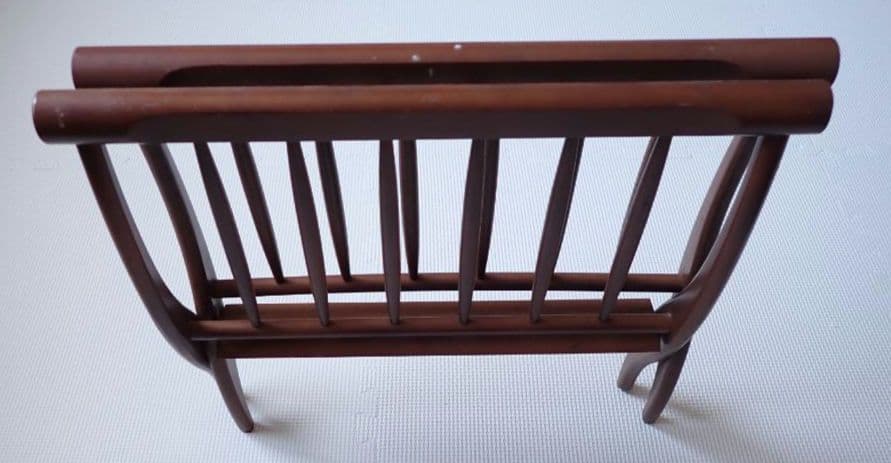 折りたたみ収納可能 今ではレアな木製マガジンラック ブラウン 送料込み・匿名発送