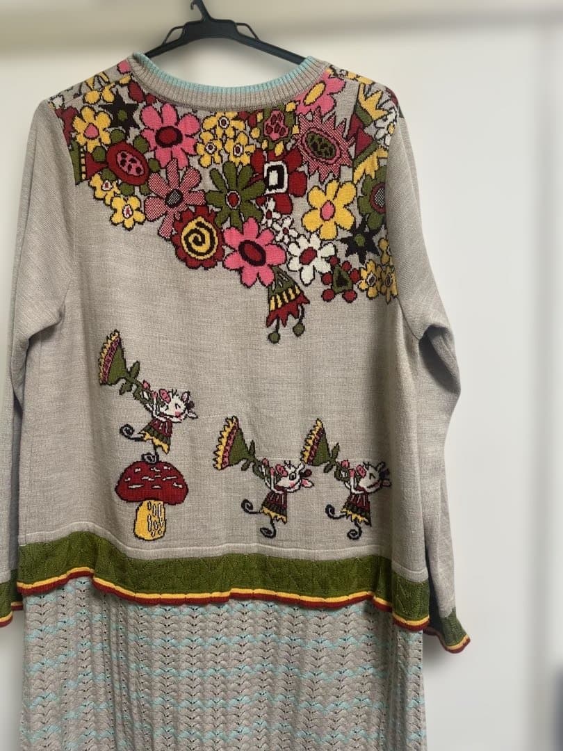 アルペロベロロングカーディガン