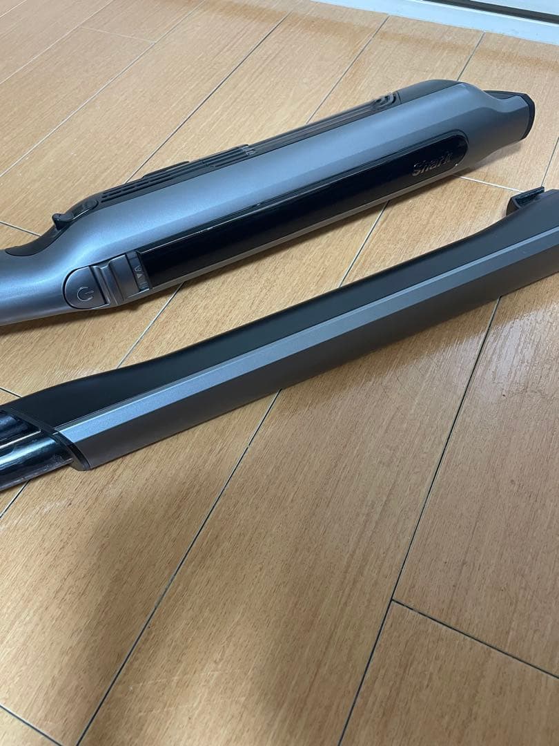 シャーク コードレスクリーナー　掃除機　CS401JGR