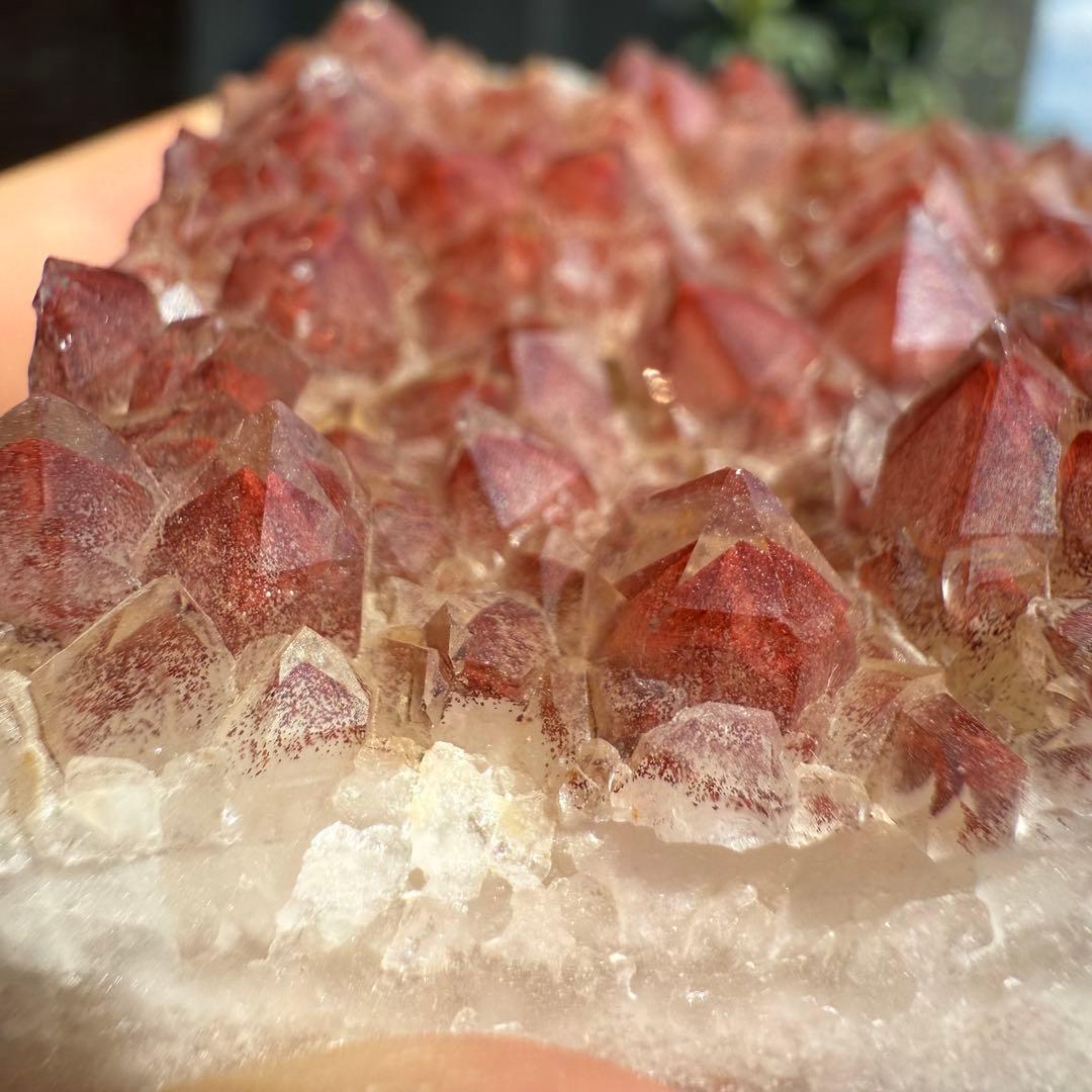 希少❣️ 高品質　ザンビア産　　幻影水晶　レッドファントム　クラスター　赤富士①