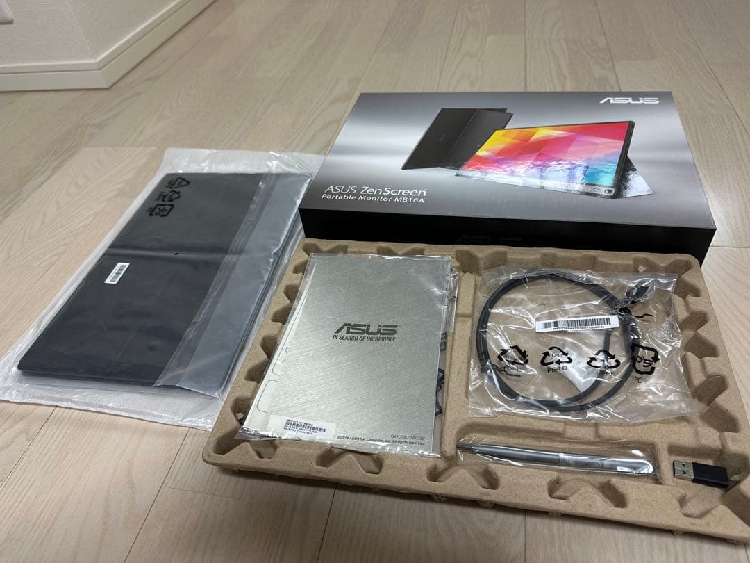 ASUS ZenScreen MB16AC ポータブルモニター