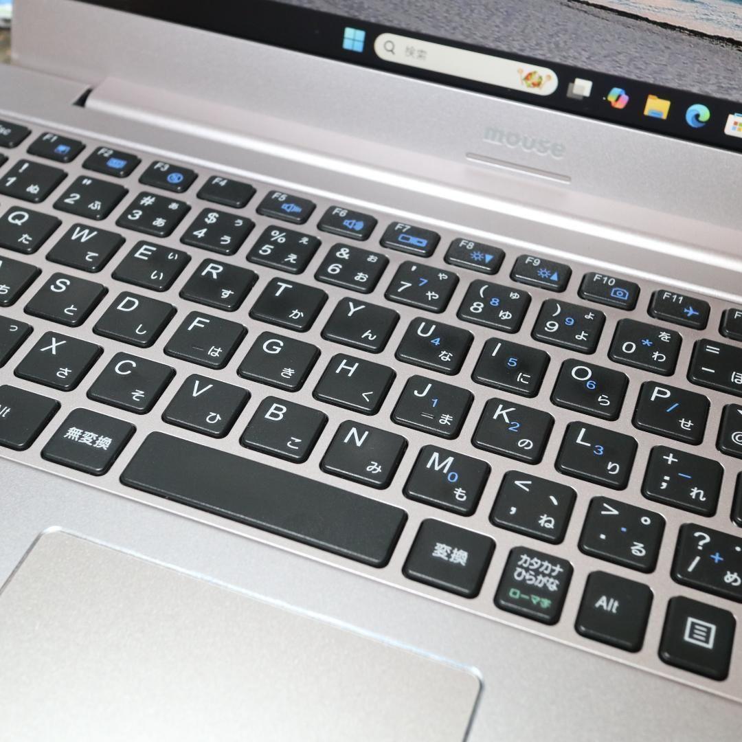 特価！Win11公式対応8世代Corei7/メ16/SSD+HDD/無線/カメラ