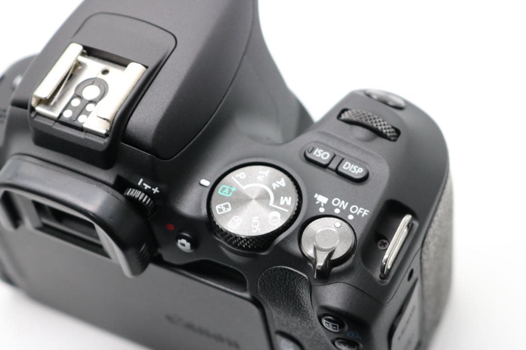 美品　【Canon EOS Kiss X9 ダブルレンズセット】 安心保証あり