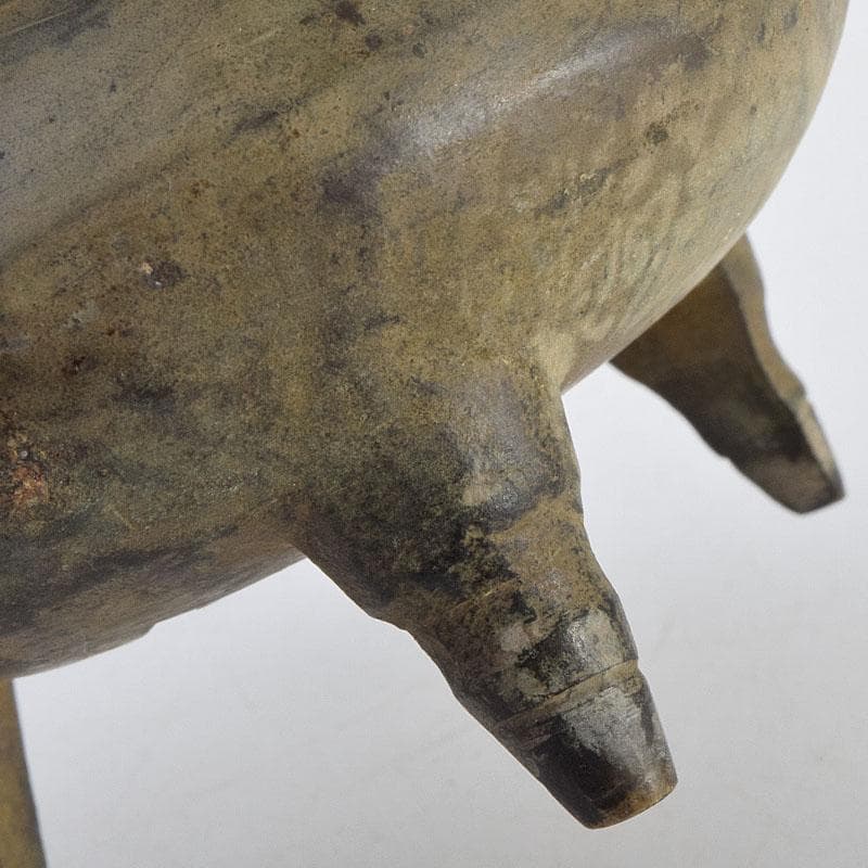 中国　大明宣徳年製　古銅　三足沖耳爐　香炉　時代箱付　M　R9196