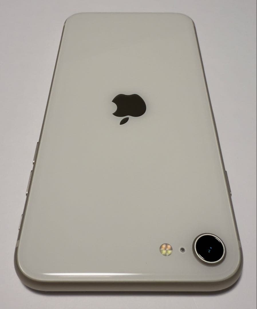 中古 Apple iPhoneSE3 第3世代 128GB 白 SIMロックなし