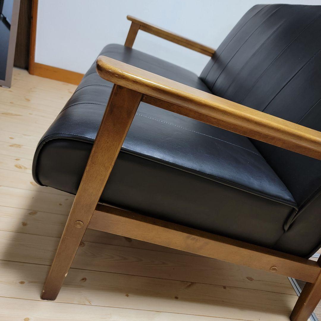 ソファー 幅128cm 二人掛け 2人用 レザー調 ひじ掛け 木製 合成皮革