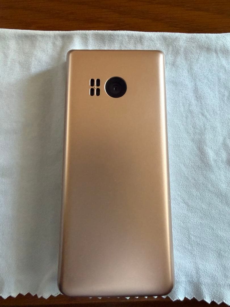 SoftBank かんたん携帯11 A207SH ゴールド 美品