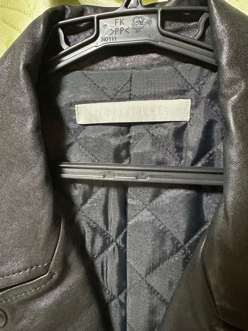 【大幅お値下げ中】Theory Lux 黒 レザージャケット シングルライダース