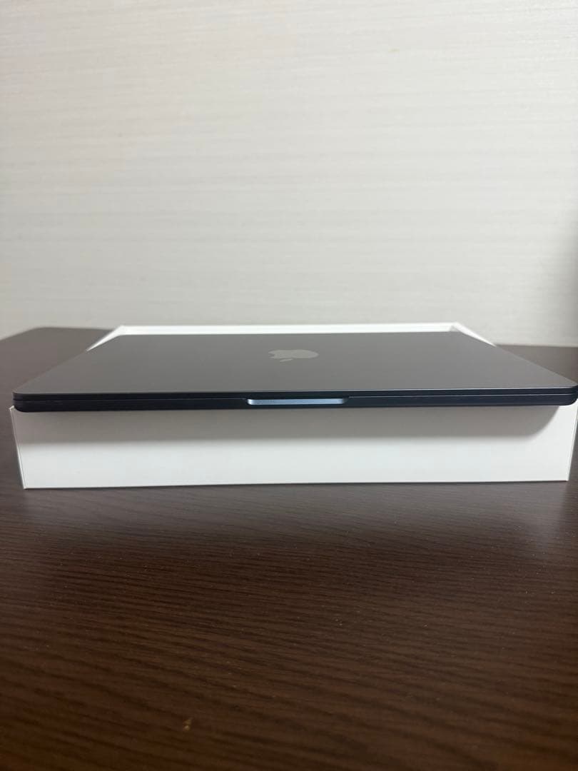 Apple MacBook Air M2 256Gミッドナイト 本体