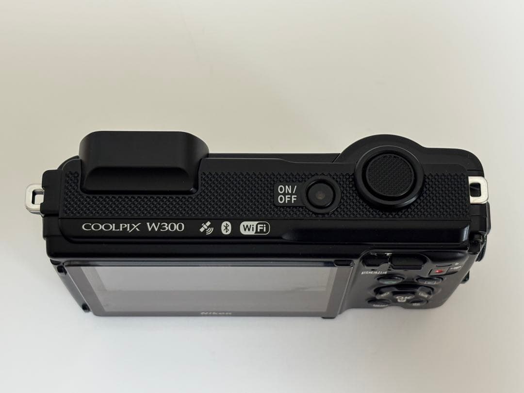【美品】Nikon COOLPIX 防水デジタルカメラ クールピクスW300