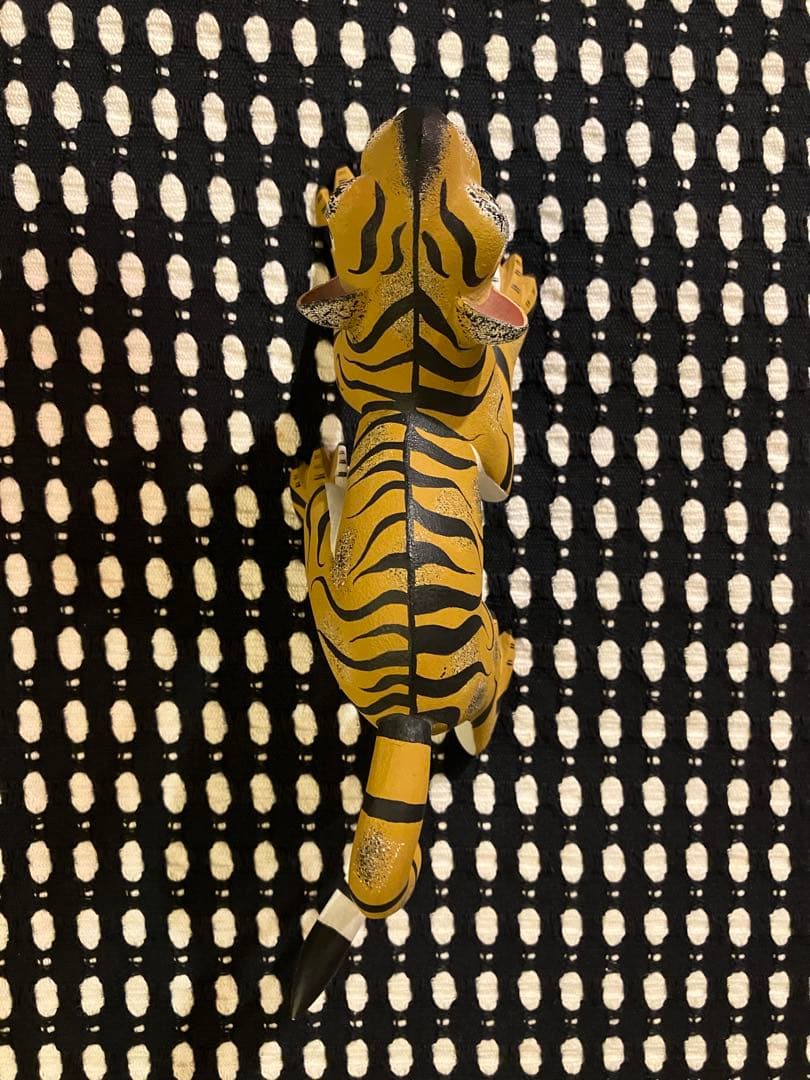 メキシコ オアハカ ウッドカービング 虎 トラ タイガー アレブリヘ