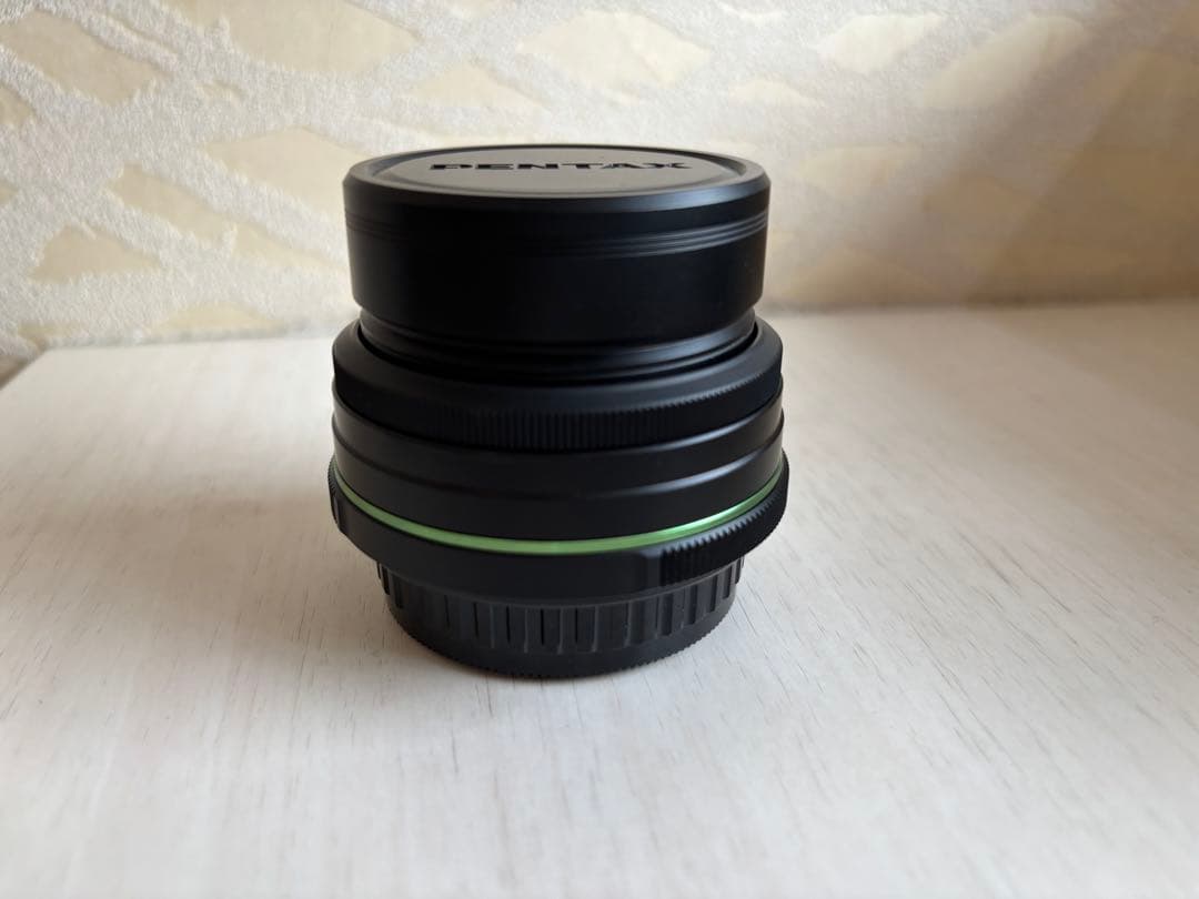 PENTAX 70mm F2.4 単焦点レンズ