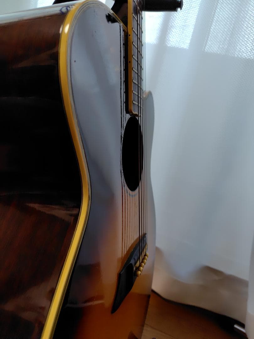 Takamine PT-010S カッタウェイエレアコ　アーチドトップ