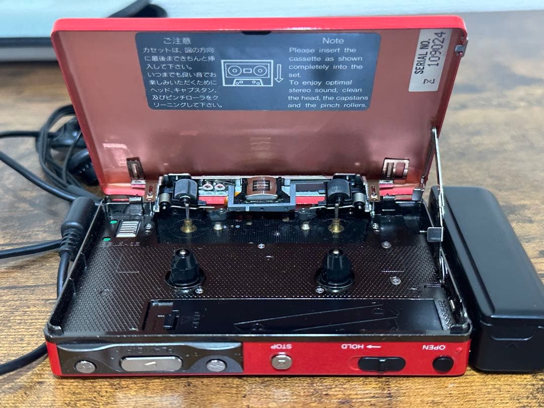 お*か様 SONY WM-702 カセットプレーヤー 動作未確認