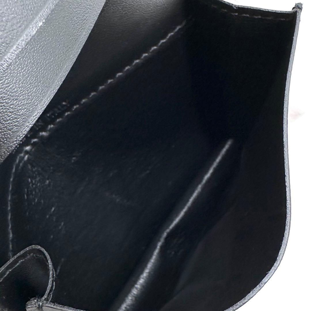 美品✨フェラガモ ガンチーニ エンボスレザー 名刺入れ カードケース ブラック