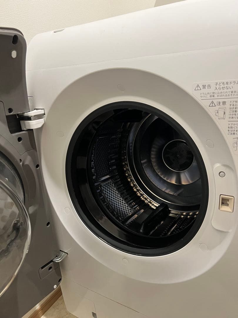 【最終大幅値下げ】SHARP ドラム式洗濯乾燥機 本体