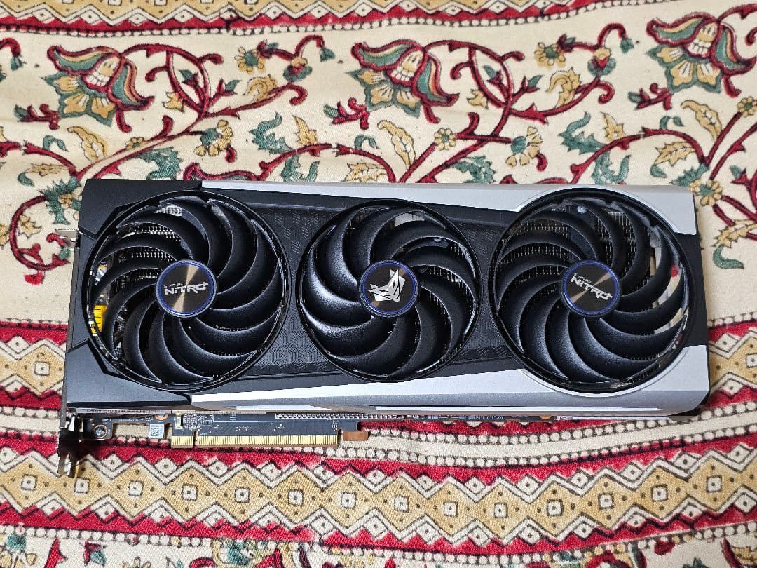 グラフィックボード・グラボ・ビデオカード SAPPHIRE NITRO+ Radeon RX 6700 XT OC