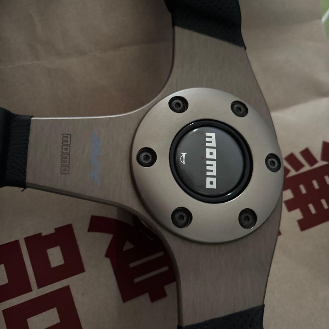 momo ステアリング RACE 350mm