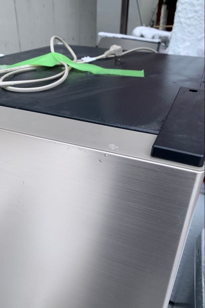 極美品HITACHI 冷蔵庫 R-27TV シルバー 3ドア 2023年製