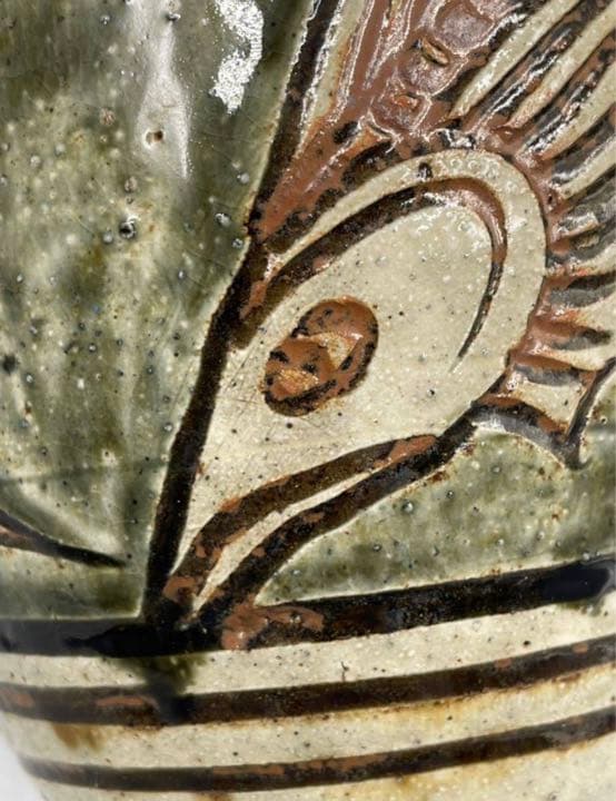 人間国宝 金城次郎作 魚文 壺 在銘 壷屋焼 花瓶 つぼ 陶器 陶芸 焼物 希少