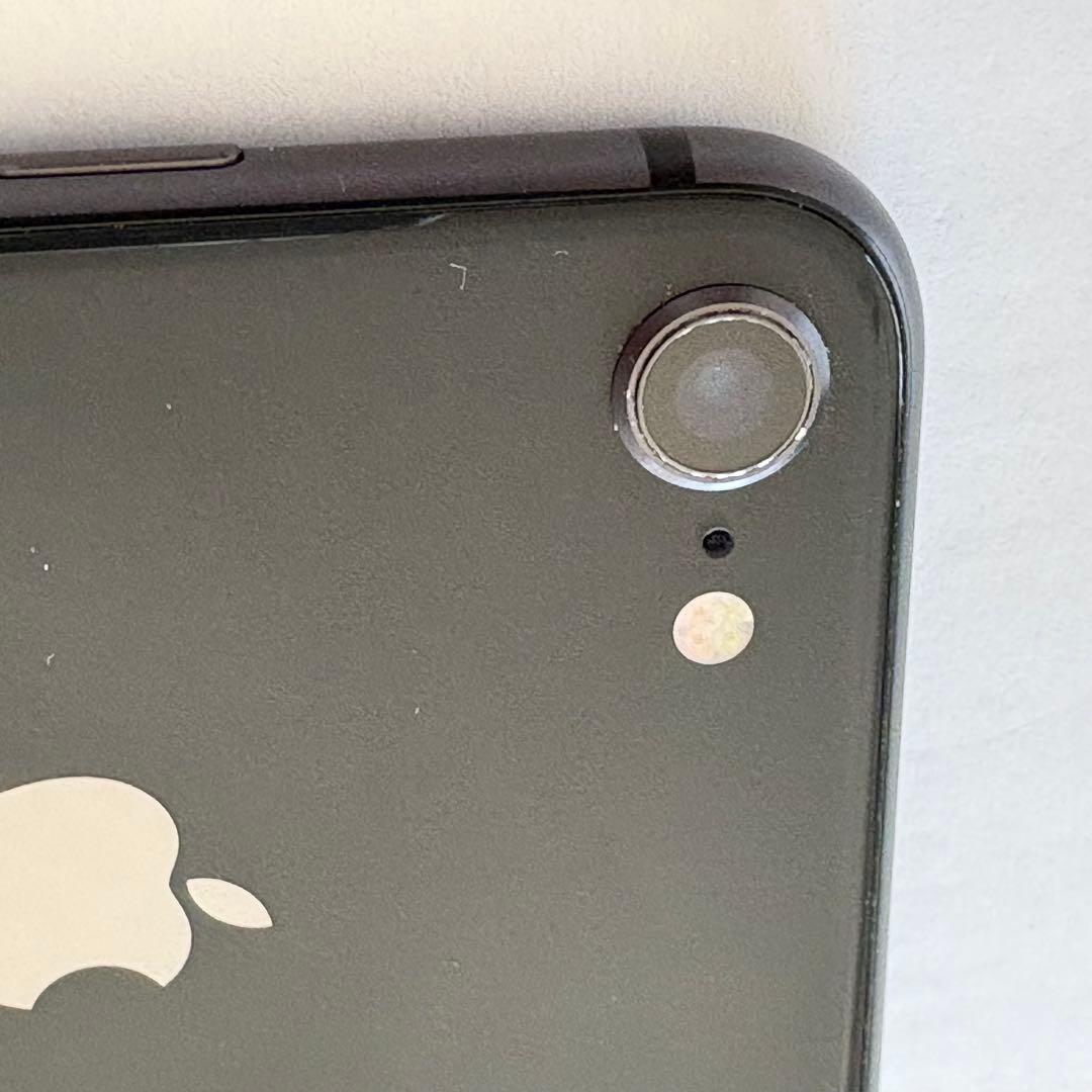 iphone8 ブラック　バッテリー81%