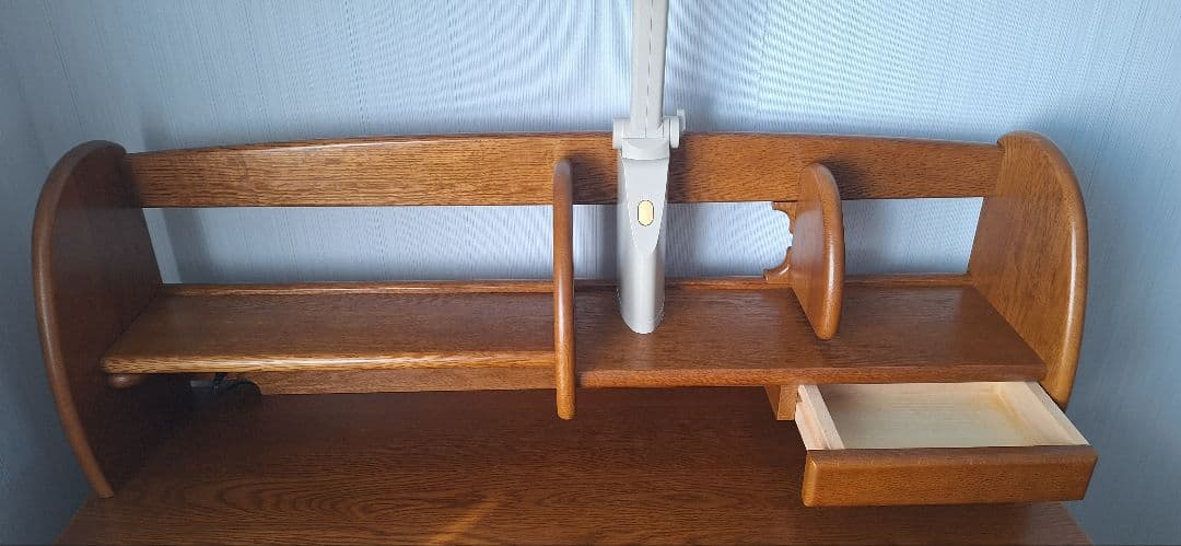 ④浜本工芸学習机のセット(４点フルセットでの購入の方限定)4点目・椅子