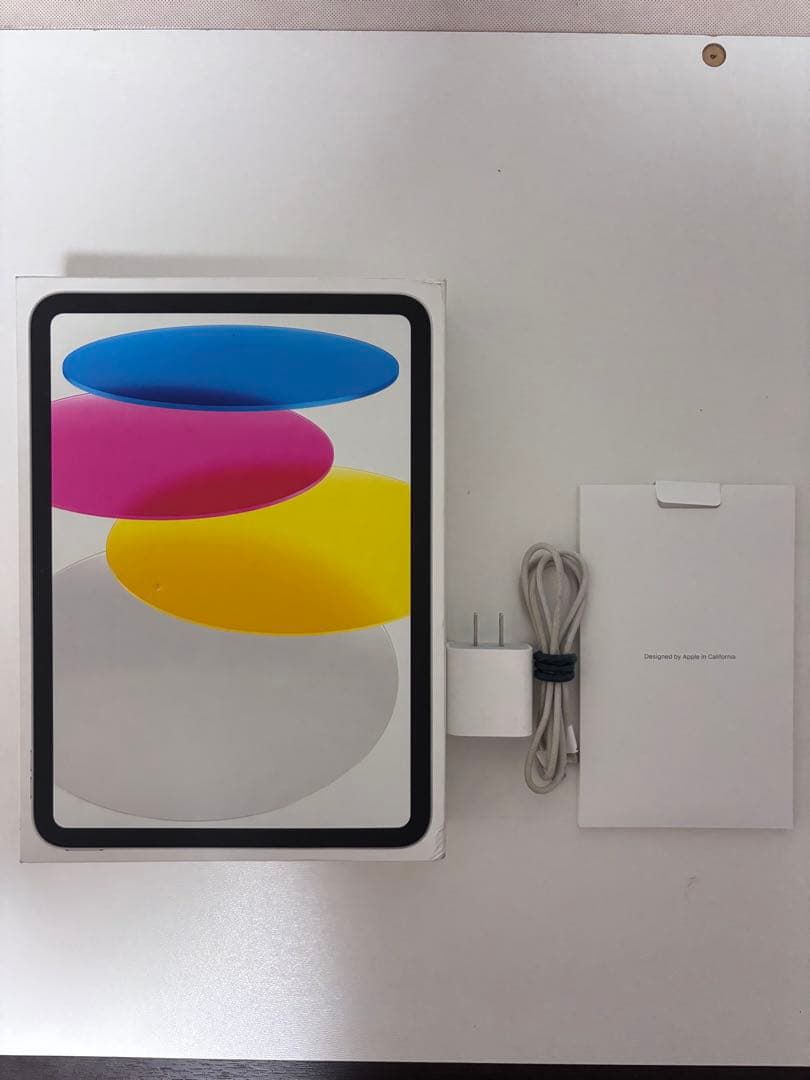 iPad 第10世代 Wi-Fi 64GB シルバー【おまけ付き】