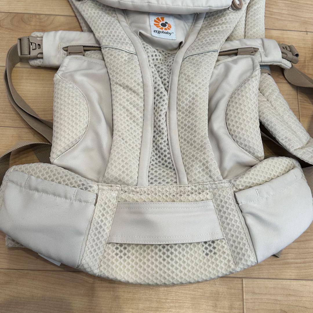 ergobaby OMNI breeze 抱っこひも　ナチュラルベージュ