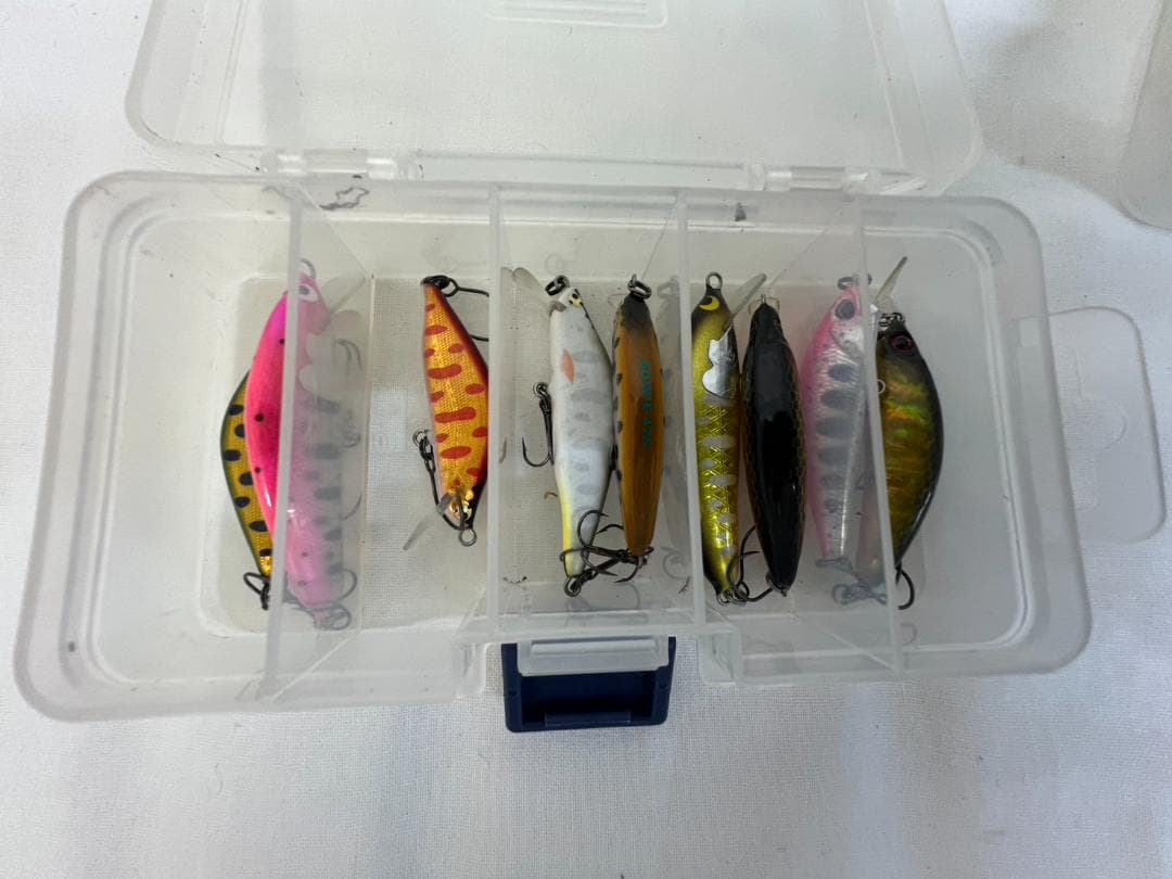 最終値下渓流ルアー　新品＆中古ルアーセット、ケース付　まとめ売り