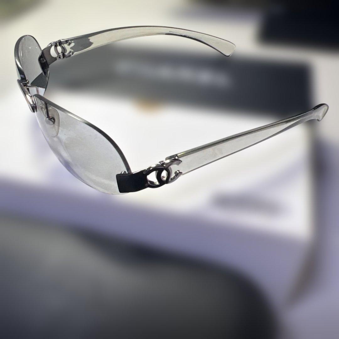 たきや 様　CHANEL シャネル サングラス スモークレンズ　　クリアーグレー