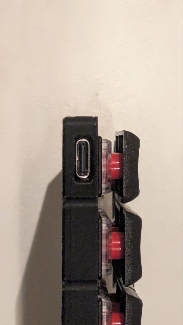 corne v4.1 chocolate 完成品、キースイッチ無し、ケーブル付