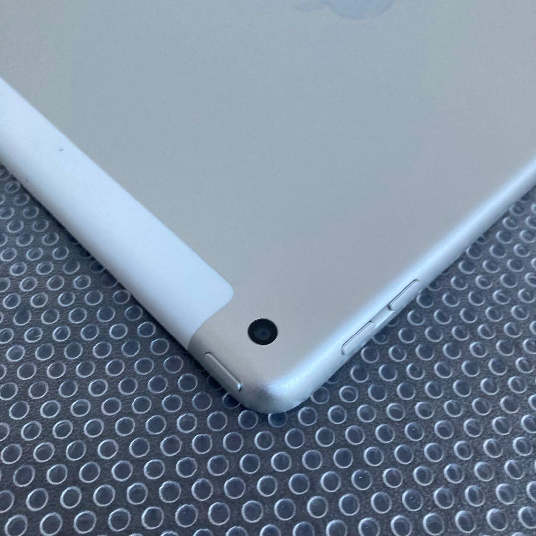 3186【早い者勝ち】電池ほぼ新品☆iPad6第6世代32GB SIMフリー☆