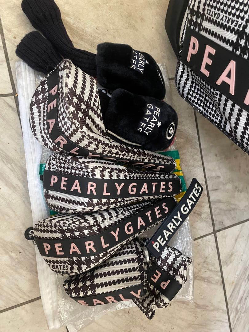 (2／11まで)PEARLY GATES キャディバッグ ヘッドカバーセット