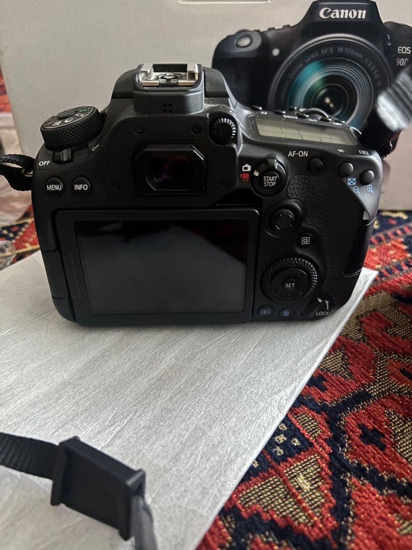 【sek sothou様】Canon EOS 90D EF-S 18-135